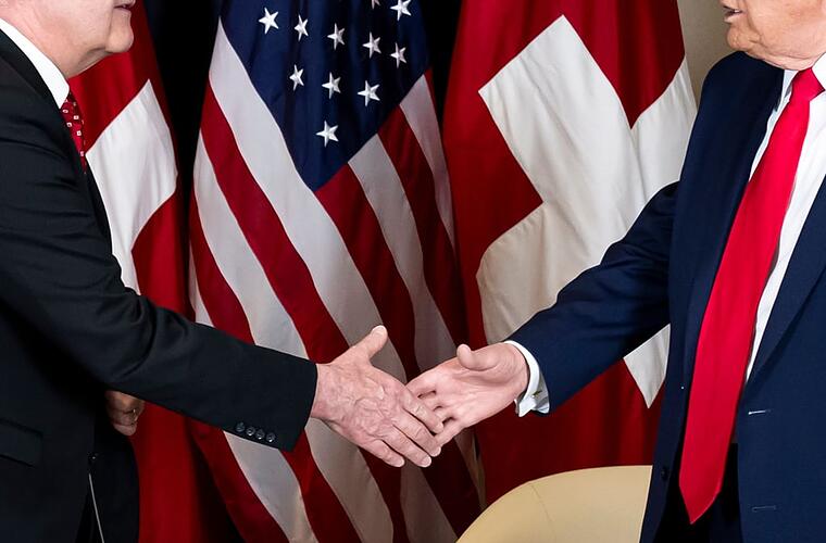 Trump beleidigt die Schweiz – der Bundesrat lächelt