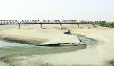 a severe scarcity of water at hussainabad exposes the river indus dry bed revealing a haunting landscape the mighty river has been reduced to a shadow of its former glory due to shortage in release of water downstream from upper riparian barrges photo express