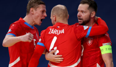 Češi vydřeli s Litvou v poslední minutě bod