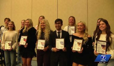 Omaha Sports Committee honors scholar athletes