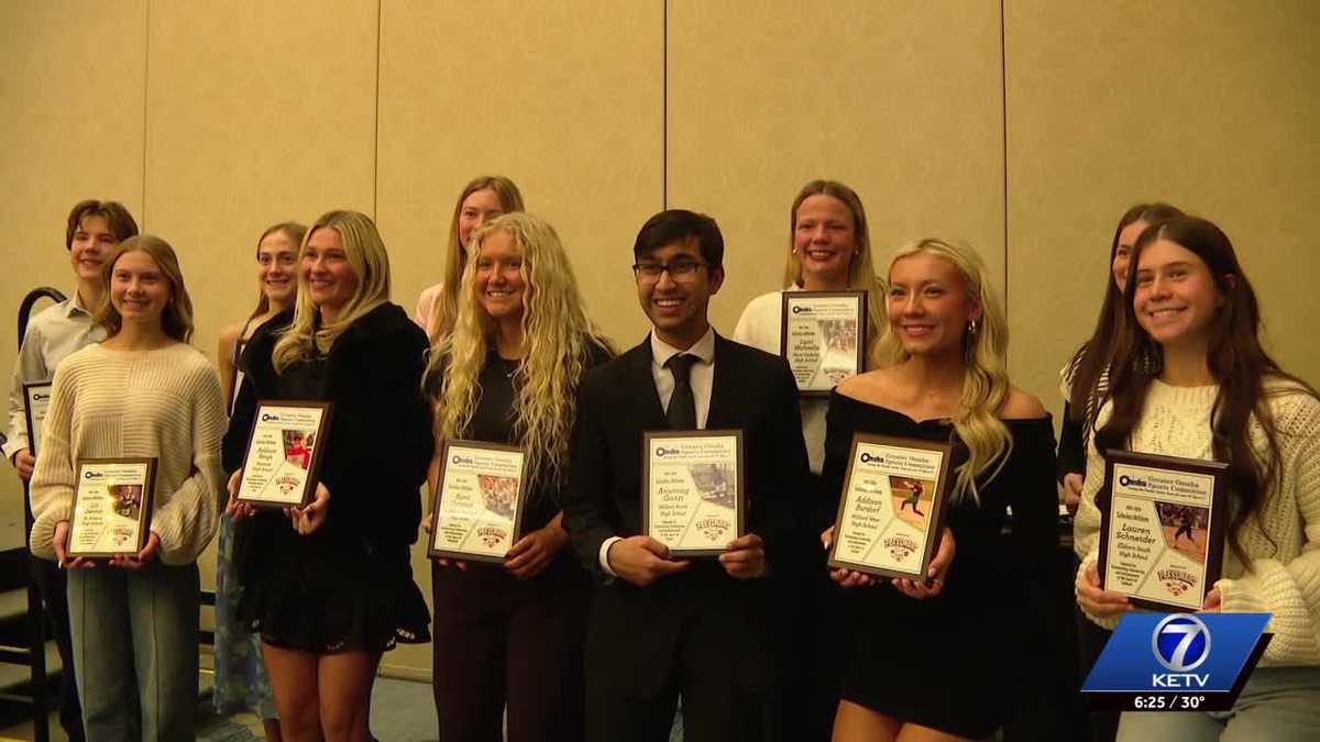 Omaha Sports Committee honors scholar athletes