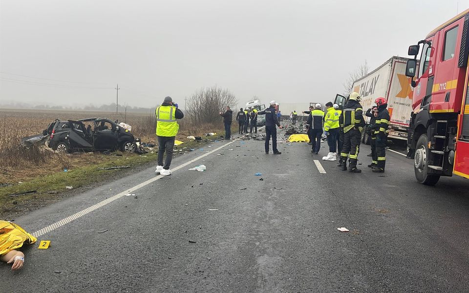 Tragedy strikes Greek soccer fans in Romania