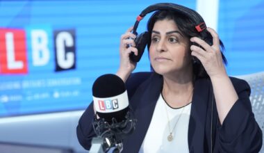 UK returns fewer migrants than arrive under one in, one out deal