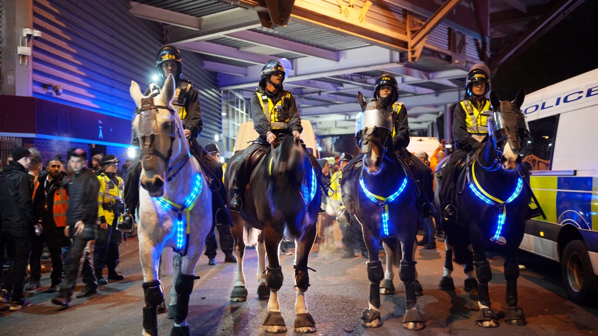 Police chief under pressure to resign over Maccabi Tel Aviv fan ban