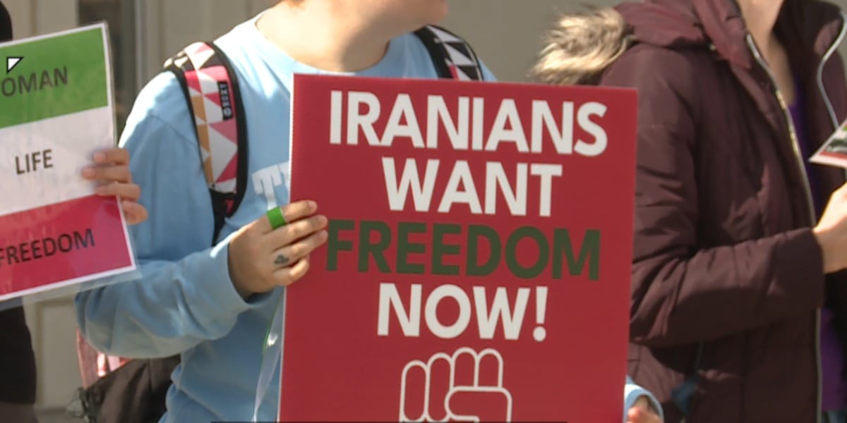 Solidarity gathering for democracy in Iran