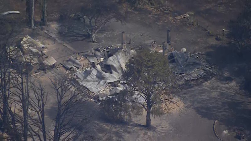 State of Disaster declared as dozens of fires rage in areas including Longwood, Harcourt and Walwa; missing family found