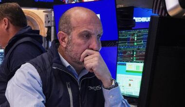 Dow, S&P 500, Nasdaq futures rise as Wall Street looks to jobs report, Supreme Court tariff decision