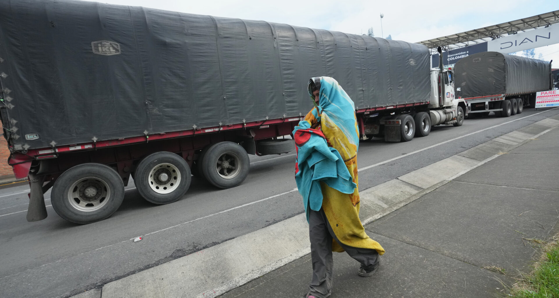 Colombia blasts Ecuador's pipeline fee hike as trade war between neighbors escalates