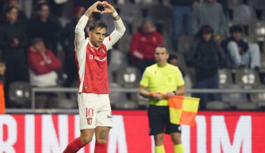 Mestre de cerimónias Zalazar conduziu a legião ao ouro (crónica) - A Bola