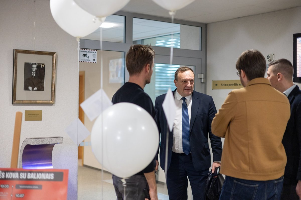 Interior min says no need to scrap nationwide emergency over smuggling balloons