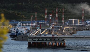 Russia's fuel oil exports to Asia slow in early 2026 as sanctions hamper trade
