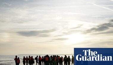 ‘Shameful’ 41,000 people reached UK by small boat last year, says Home Office | Immigration and asylum
