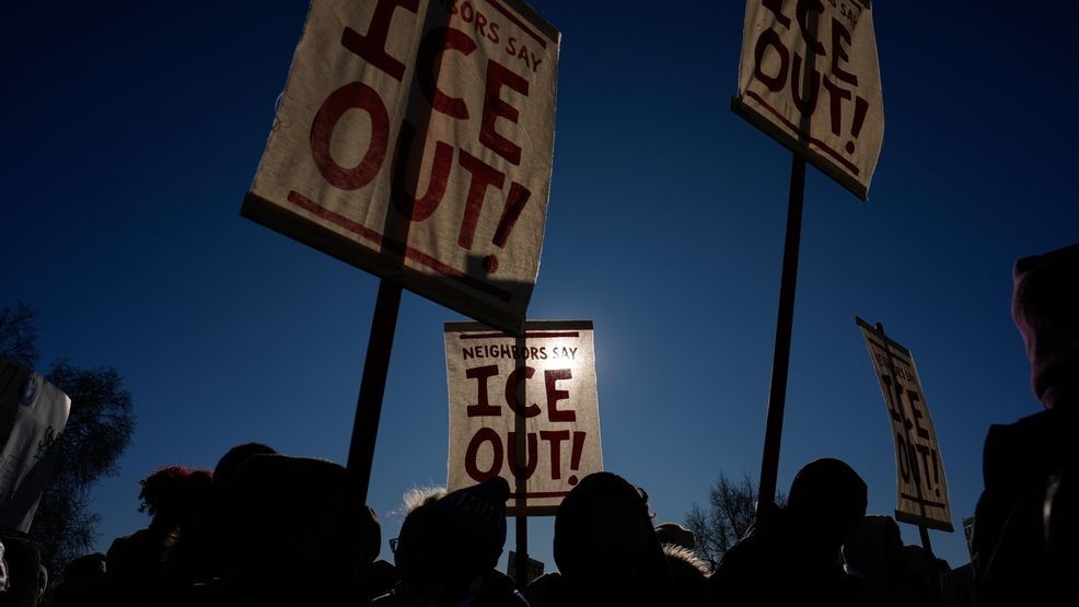 The National Desk dark theme brand icon