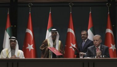Türkiye backs integrity of Somalia and Yemen, Erdoğan tells UAE leader