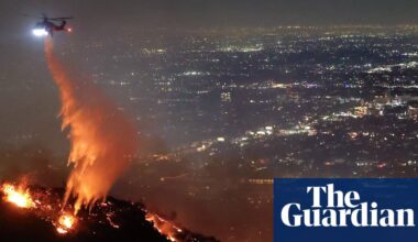 Outskirts of Australian cities at risk of catastrophic fires on scale of deadly LA blazes, study finds | Environment
