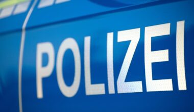 une femme accusée de renseigner Moscou sur l’aide militaire à l’Ukraine arrêtée, d'ex-militaires impliqués