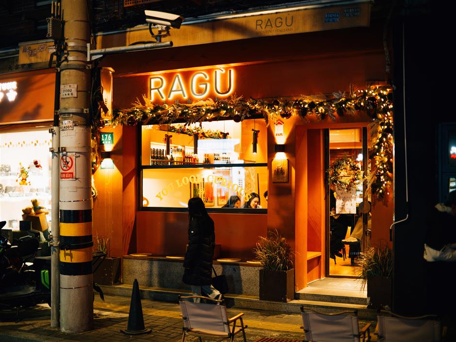 An Italian Living Like a Local in Old Jing'an