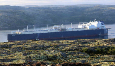 A covert LNG transshipment scheme takes shape outside Kola Peninsula