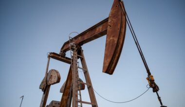 WTI oil prices fall as risks from Kazakh production halt subside