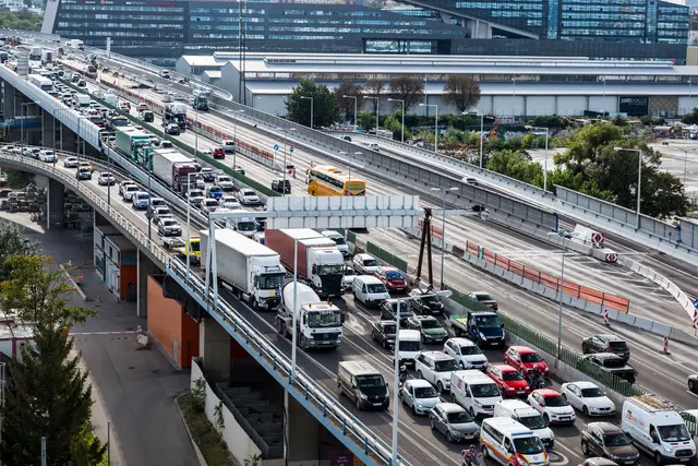 Der Rückreiseverkehr sorgt auch heuer für zahlreiche Verzögerungen auf Österreichs Straßen. | Foto: ÖAMTC/Wilhelm Bauer
