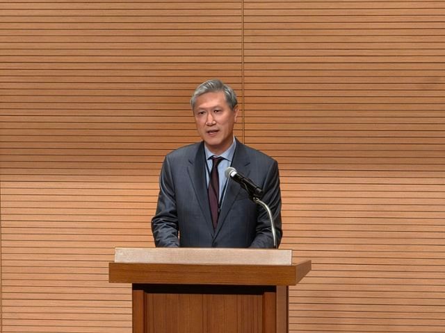 Ro Jae-hun, South Korea’s newly appointed ambassador to China, delivers his inaugural address during an inauguration ceremony at the South Korean Embassy in Beijing’s Chaoyang district on Jan. 16. Yonhap