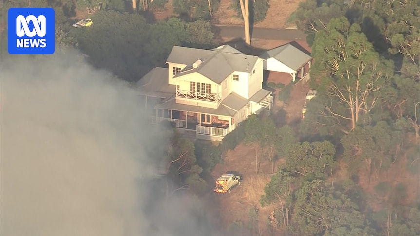 Emergency services downgrade bushfire warning for Mundaring residents