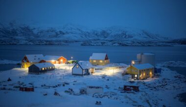For Greenland's Inuit, no one owns the Arctic land