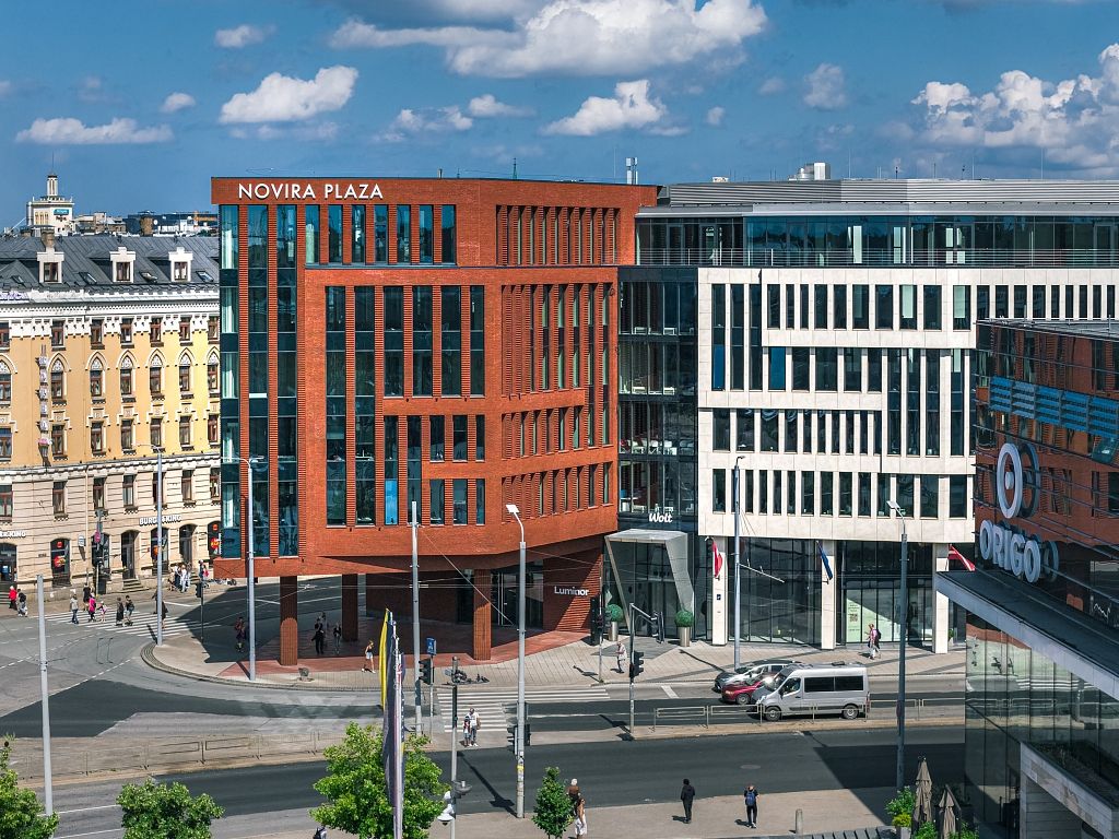 Epson atvērs globālo biznesa pakalpojumu centru Novira Plaza :: Dienas Bizness