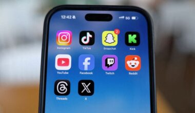 França. Assembleia Nacional aprova proposta para proibir redes sociais até aos 15 anos