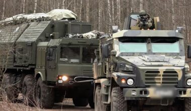 le tir d’un missile russe Orechnik, « une escalade inacceptable » pour Paris, Berlin et Londres