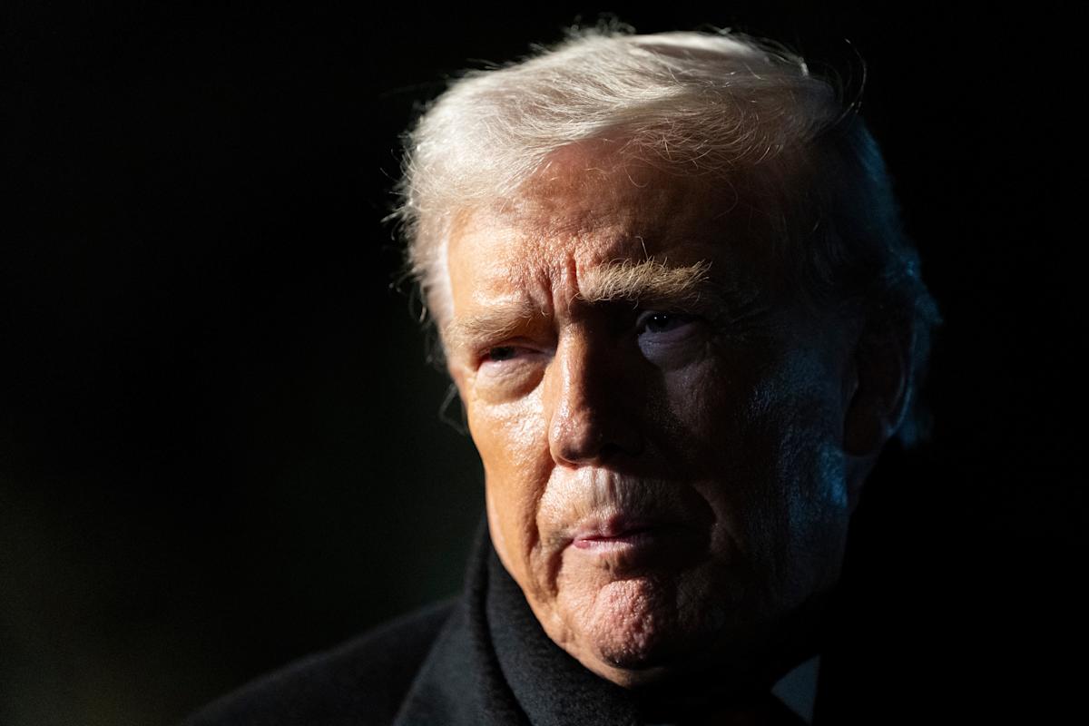 Trump threatens 100% tariffs on Canada over China deal; Carney reiterates Canada commitment to USMCA