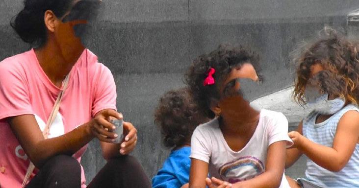 Migrant registration website sees over 137,000 hits in first day | News Extra