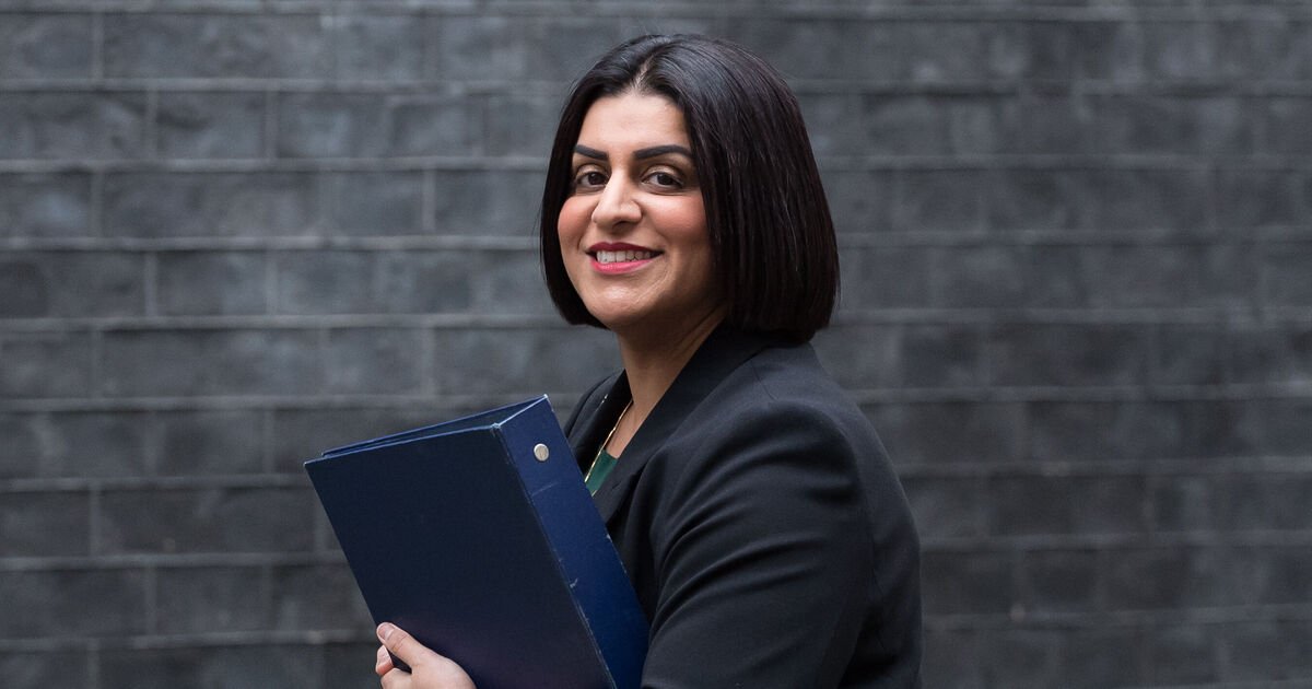 Government in major asylum seekers move after migrant hotels pledge | Politics | News