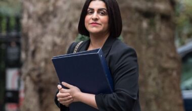 Fury as Labour confirms asylum seekers won't have to speak English to settle | Politics | News