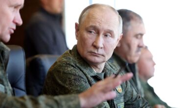 Russia’s war funding under threat as oil revenues hit five-year low | World | News