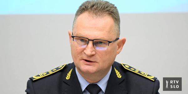 Petrič: Lažni policist je na Brniku deloval dva dni