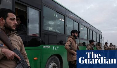 Syrian forces expel Kurdish fighters as US strikes Islamic State targets | Syria