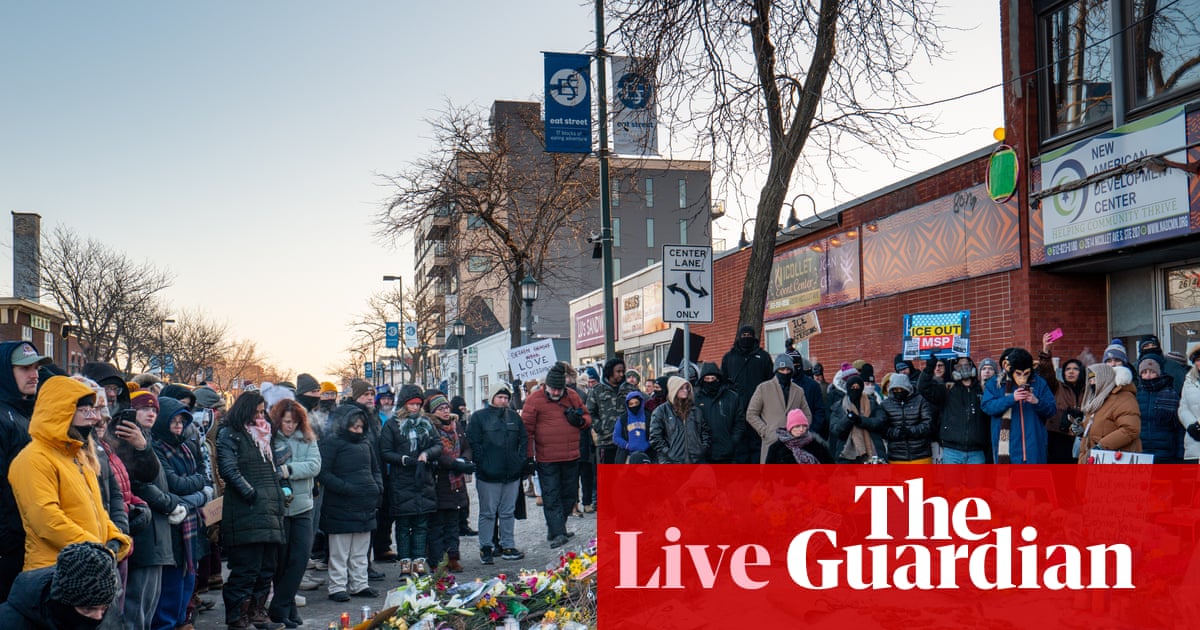 Donald Trump agrees to ‘look into’ pulling some ICE agents out of Minnesota, says Tim Walz’s office – US politics live | Minnesota