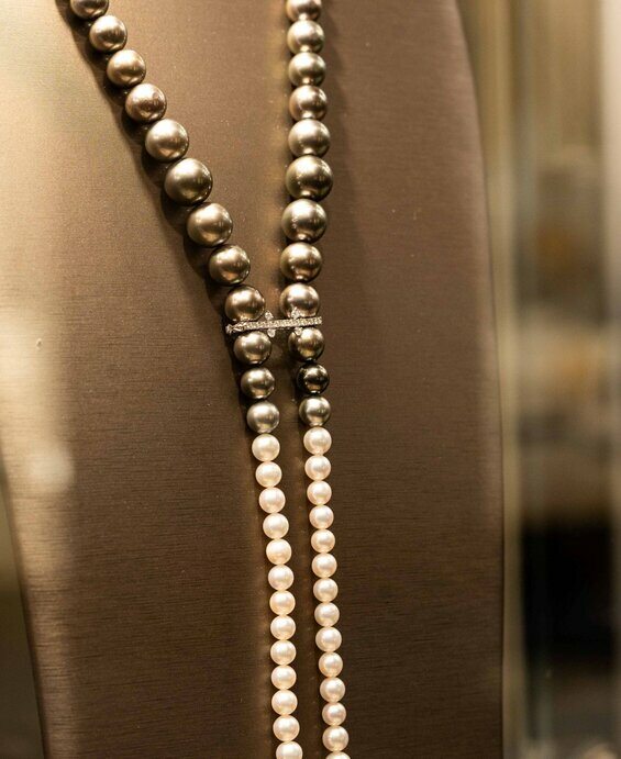 A necklace on display at Vicenzaoro