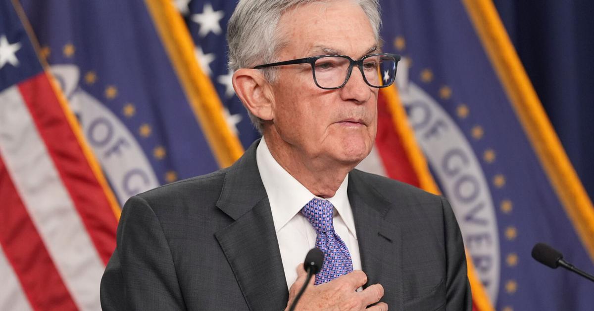 Budget office expects Federal Reserve to cut rates in 2026 | National