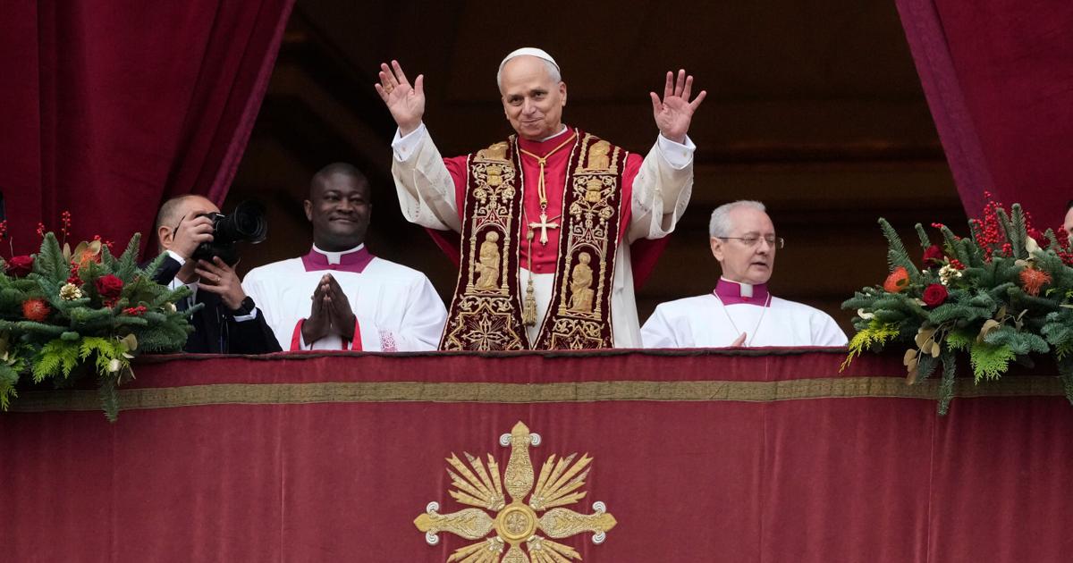 Heed pope's whole message, kindness at the airport