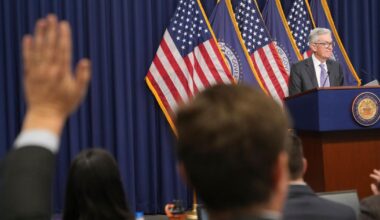 Tariffs, stagnant job market spillover shadow 2026 outlook