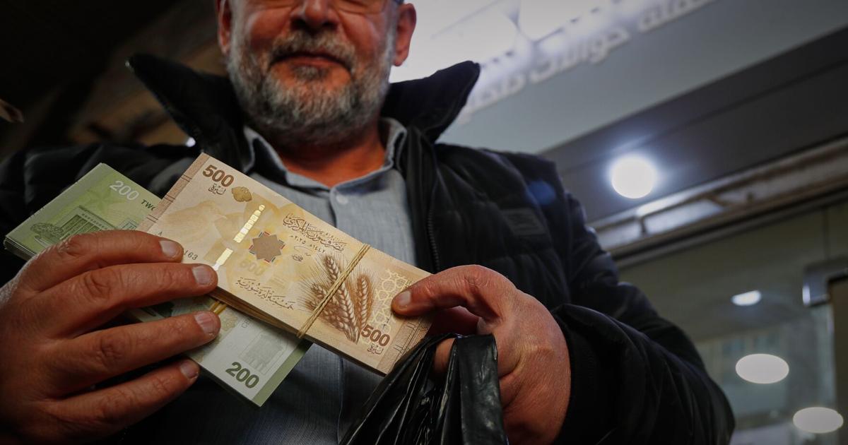 Syria begins circulating new post-Assad currency bills | National News