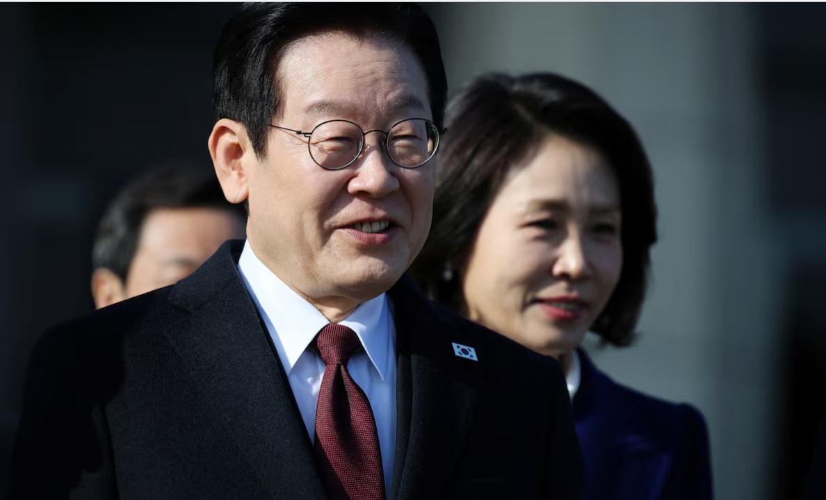 South Korea’s Lee Begins China State Visit as North Korea Launches Missiles