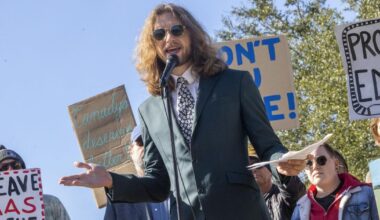 Environmental groups protest new gas plant on Edisto River