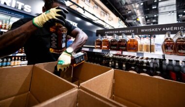 Canadians back ban on US booze as Trump keeps up trade pressure