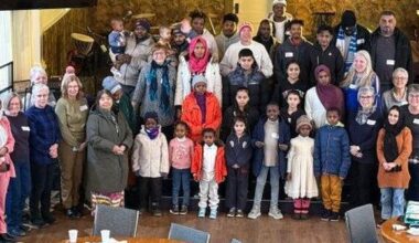 Hand-stitched hospitality: Portage quilters welcome refugees with 'warmth' | Spare News