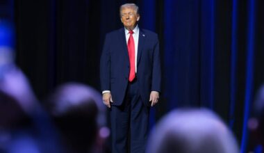 EU's Trade 'Bazooka' Risks US Services Over Trump's Greenland Tariffs