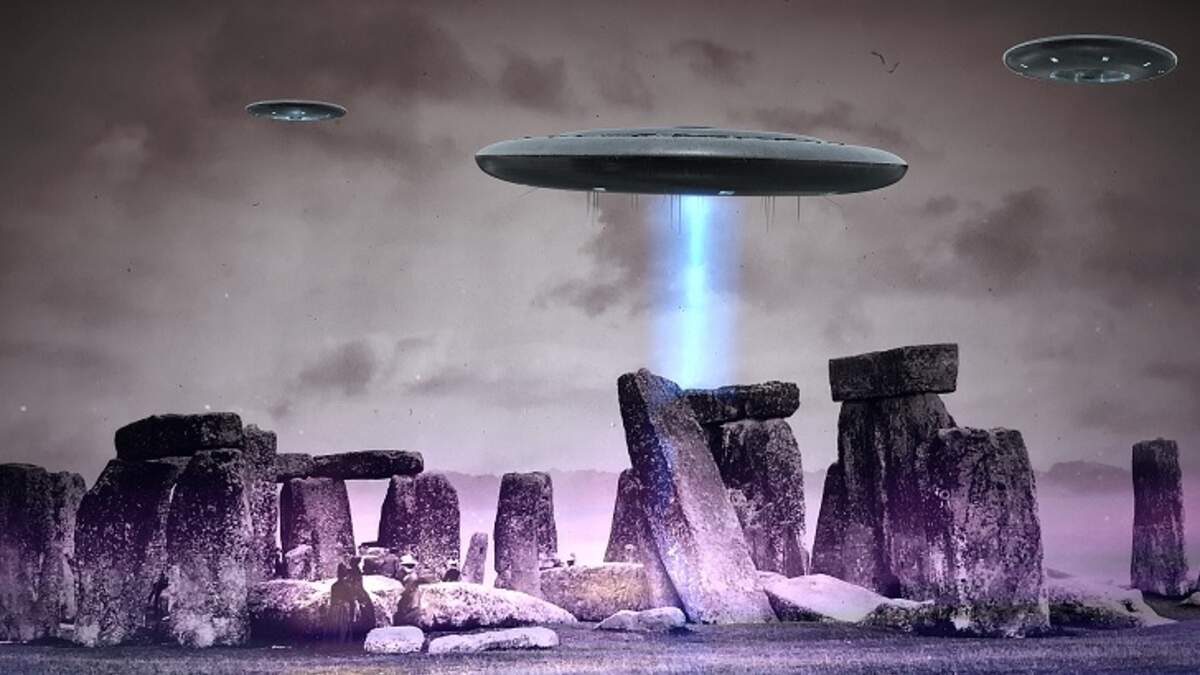 Financial Expert Advises Bank of England to Plan for Alien Disclosure | Newsradio WOOD 1300 and 106.9 FM