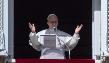 Pope Leo's Latest AI Warning: 'Overly Affectionate' Chatbots